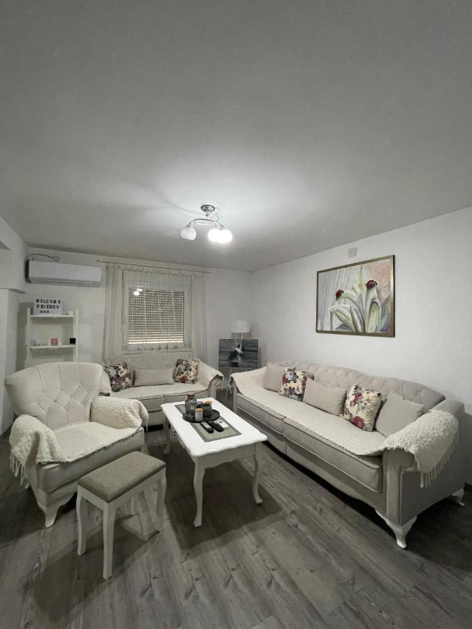 Antic Apartment Požarevac Exterior foto